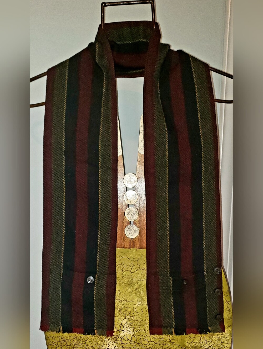 Macy's Men's Store 100% Pure Merino Wool Scarf Featuring a Tartan Pattern - Picture 3 of 5
